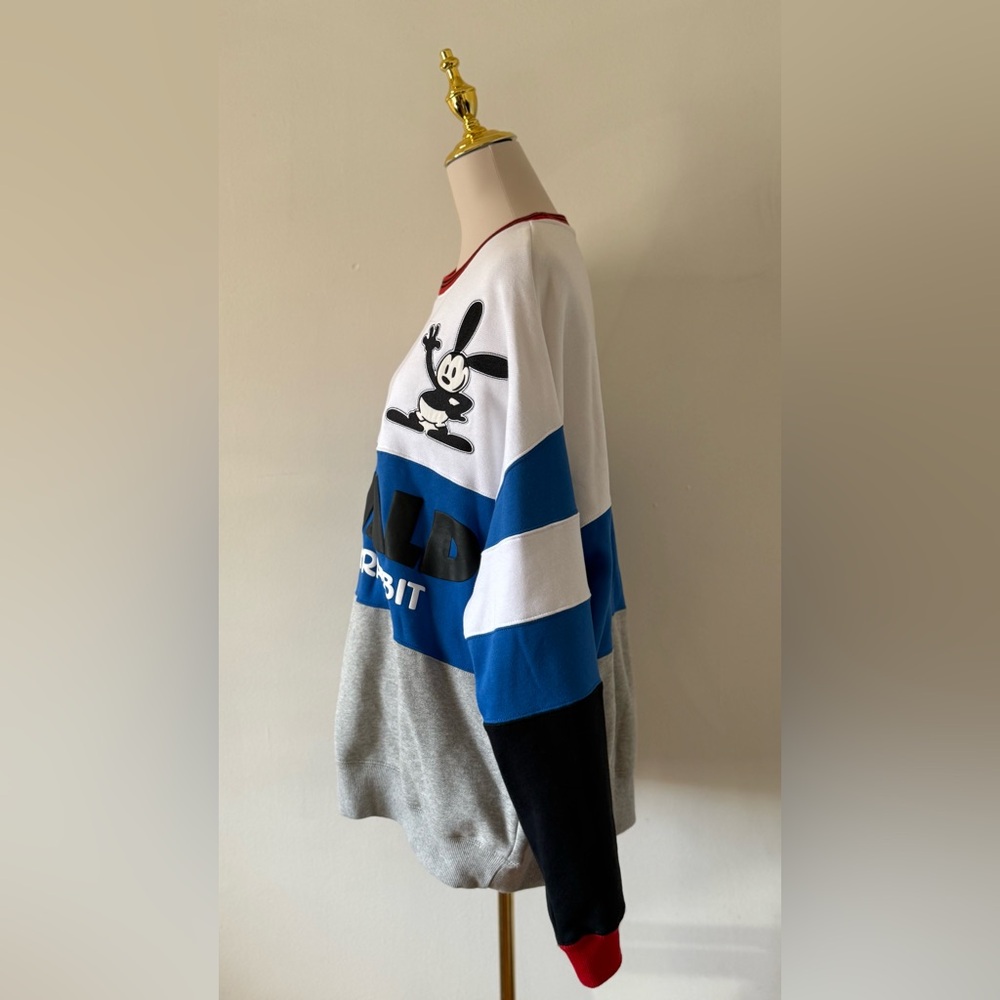 Men's Colorblock Oswald Disney Sweatshirt Size XL Men - Picture 2 of 10